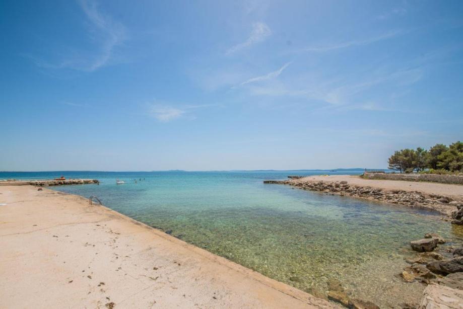 Apartman Bozica Vir Exteriér fotografie