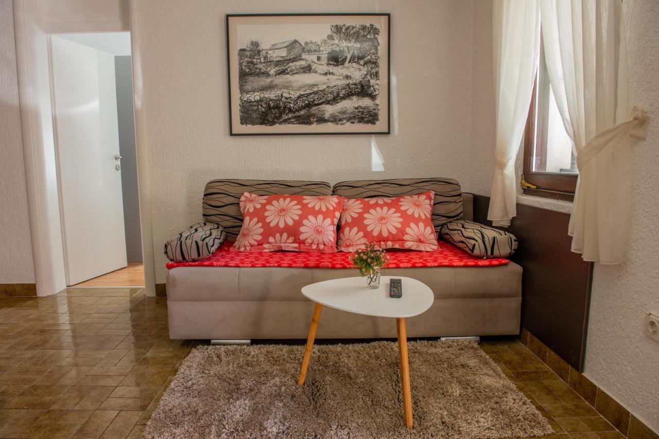 Apartman Bozica Vir Exteriér fotografie
