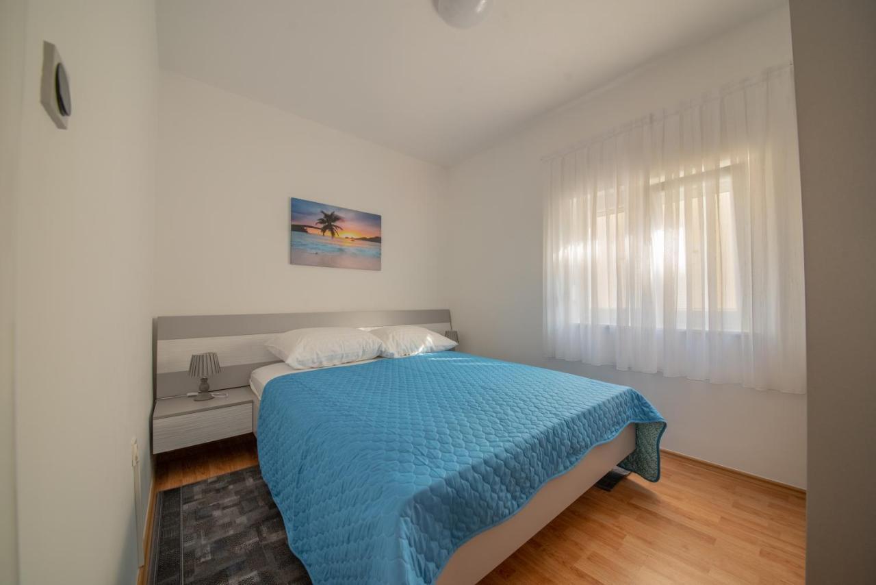 Apartmán Apartman Bozica Vir Exteriér fotografie