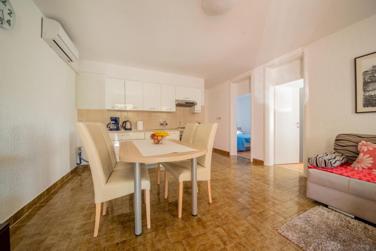 Apartmán Apartman Bozica Vir Exteriér fotografie